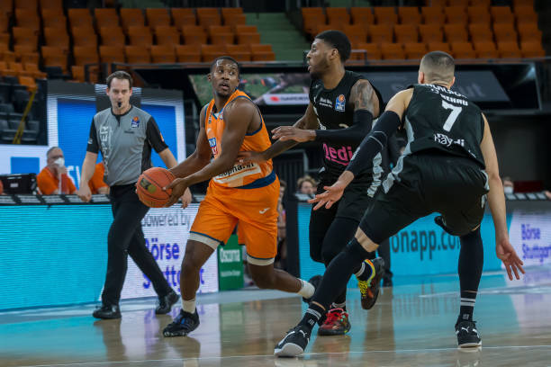 媒体与球迷 媒体与球迷